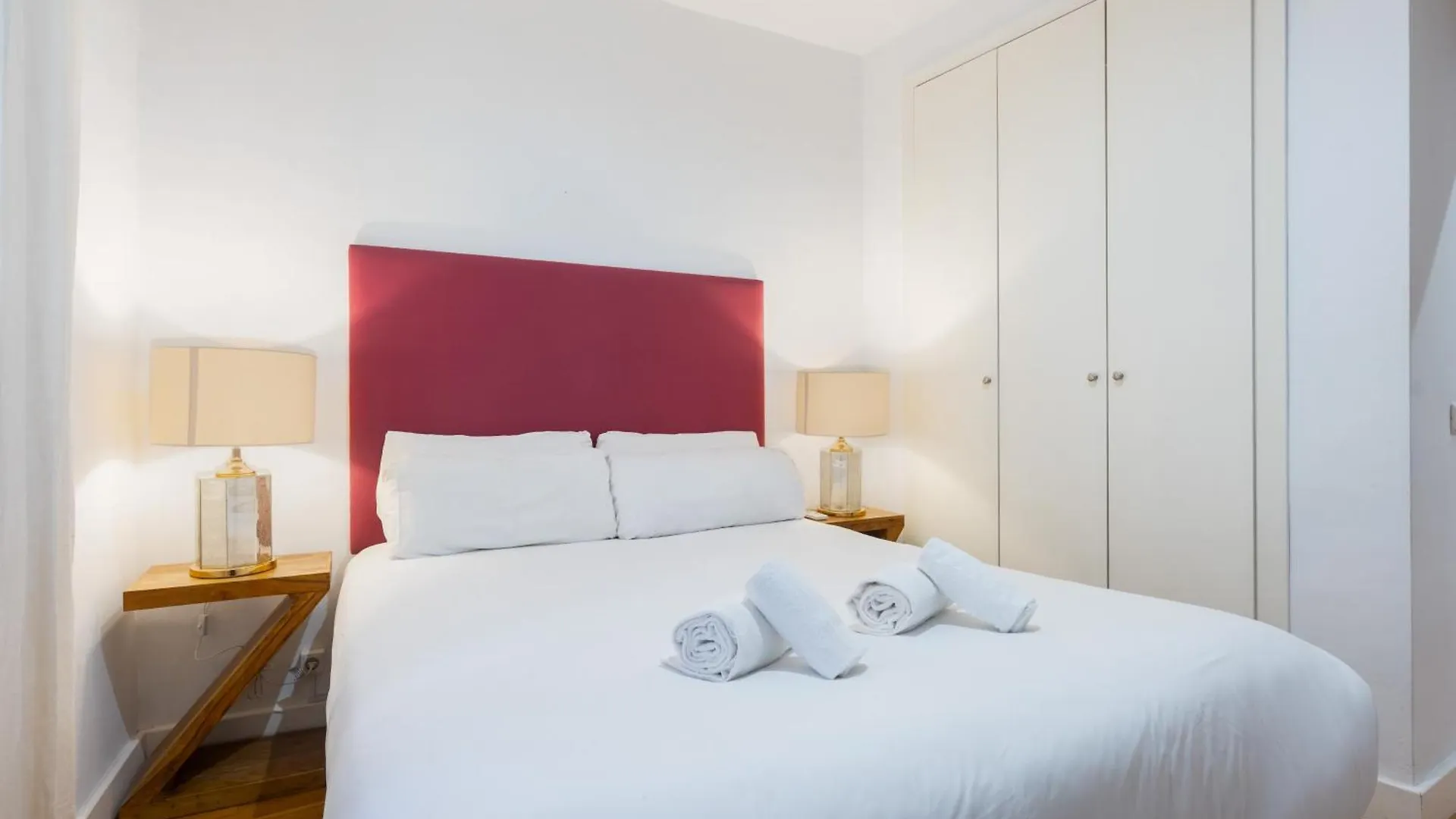 3 Bedrooms 2 Bathrooms Furnished - Triana - Great Apartment - Mintystay Sevilha