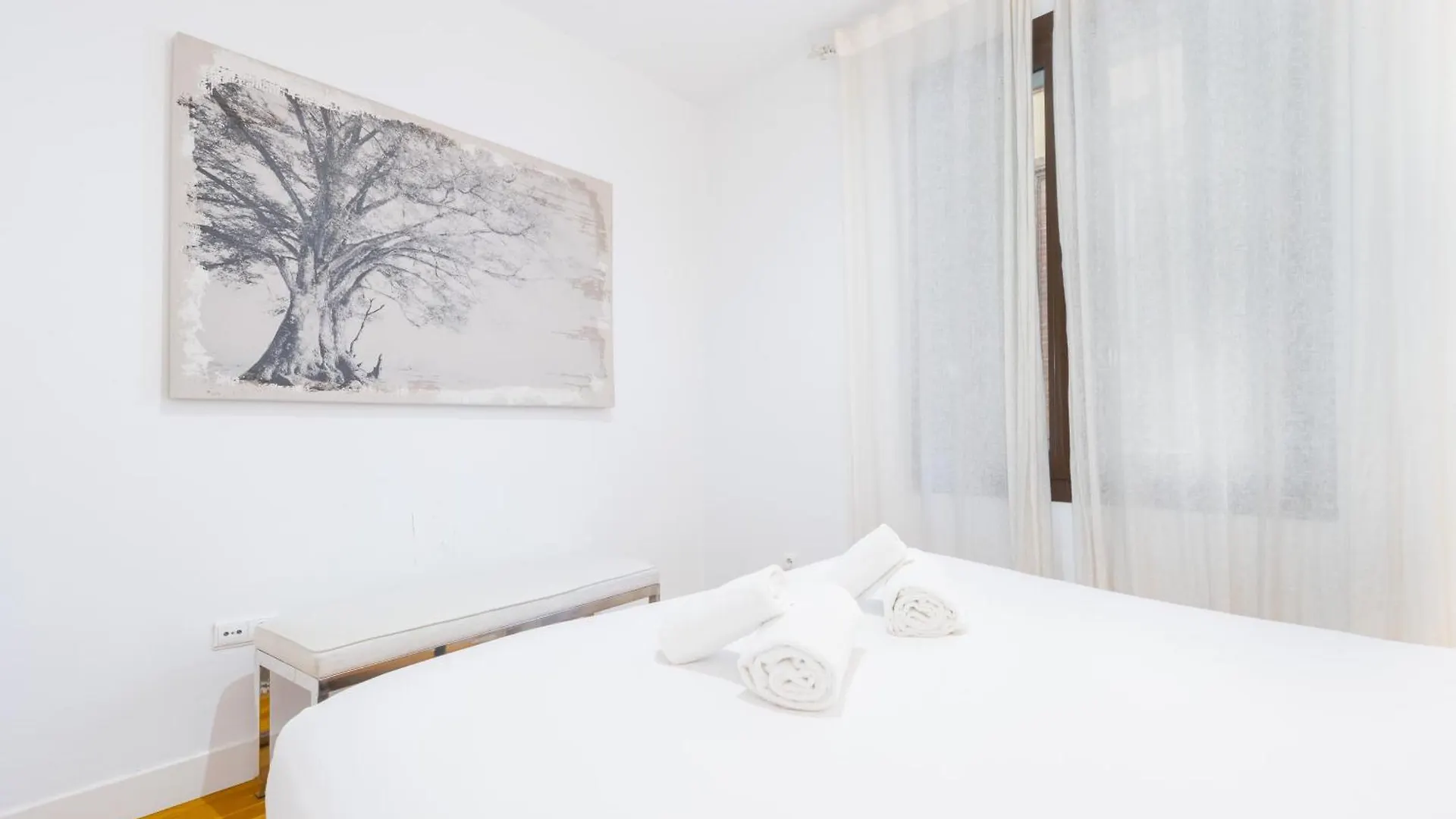 3 Bedrooms 2 Bathrooms Furnished - Triana - Great Apartment - Mintystay Sevilla