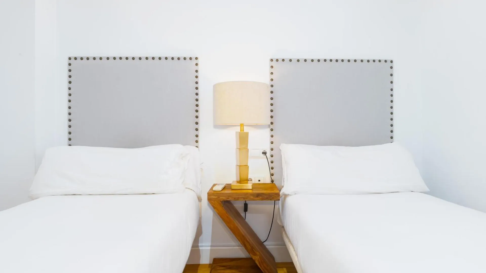 3 Bedrooms 2 Bathrooms Furnished - Triana - Great Apartment - Mintystay Sevilla